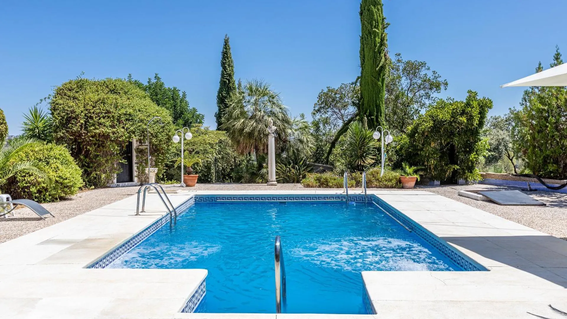 Edomus Luxury Villa Guillena